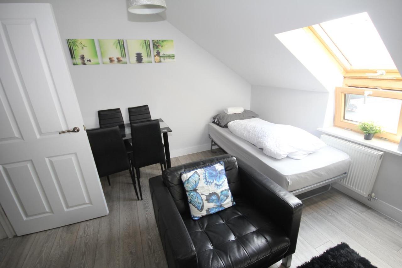 Holden Court Apartments - Apt 6 West Drayton  Buitenkant foto