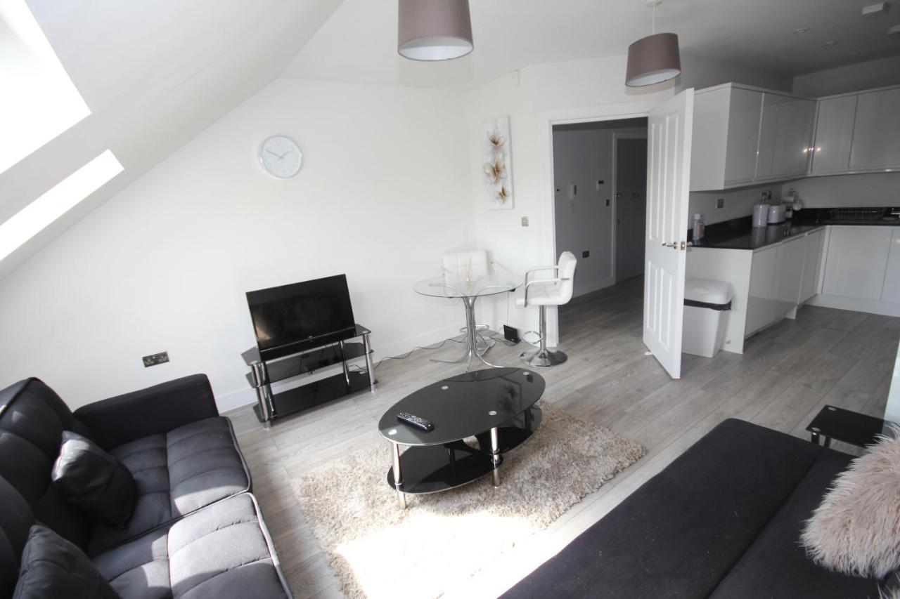 Holden Court Apartments - Apt 6 West Drayton  Buitenkant foto