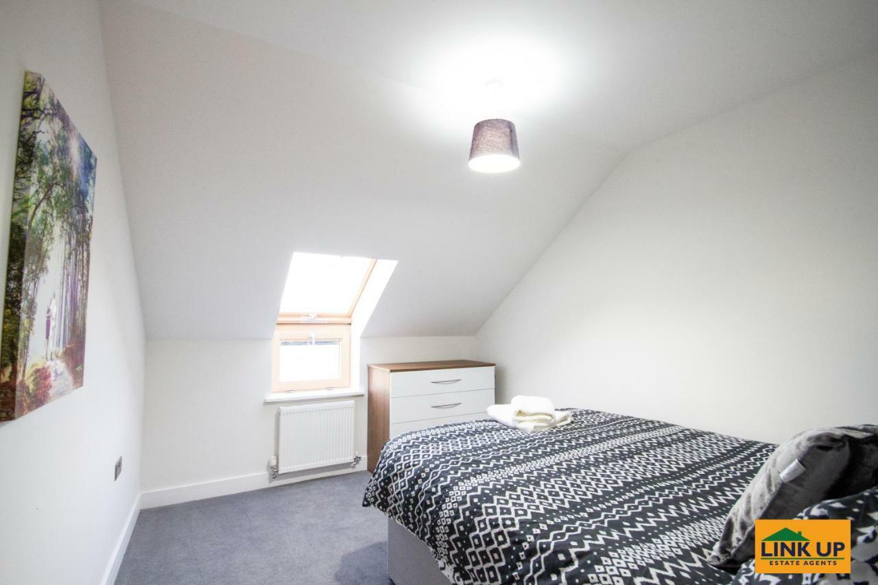 Holden Court Apartments - Apt 6 West Drayton  Buitenkant foto