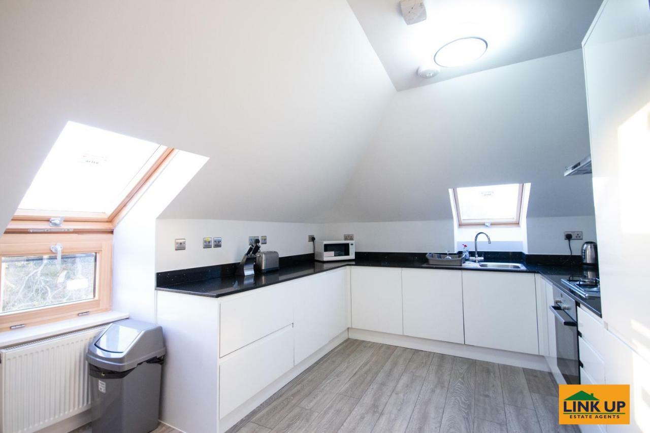 Holden Court Apartments - Apt 6 West Drayton  Buitenkant foto